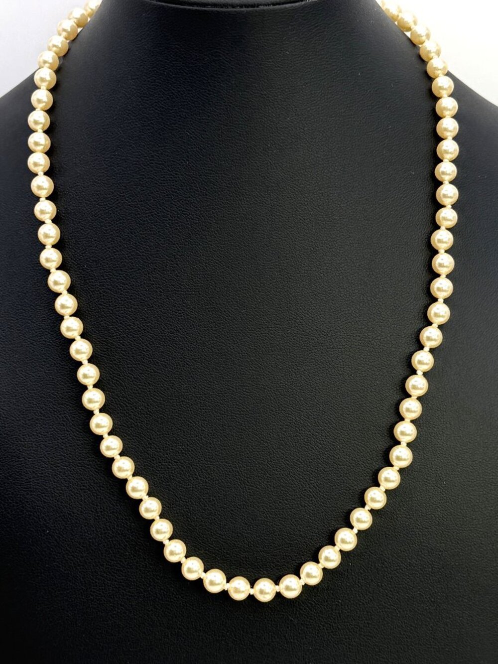 Vintage Napier Faux Pearl Necklace Hand Knotted Cream Beaded Fishhook Clasp 19”